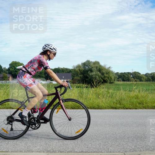 31.08.2025 - Elbe Triathlon Hamburg Michael Burmester http://msf.ph/oto/8692226 31.08.2025 10:28:40 Radfahren 701, 748, 789, 852, 876, 913, 991, 1123 meine-sportfotos.de