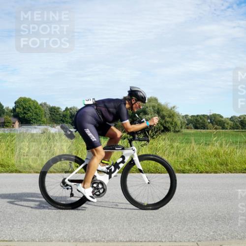 31.08.2025 - Elbe Triathlon Hamburg Michael Burmester http://msf.ph/oto/8692249 31.08.2025 10:29:45 Radfahren 775, 894, 916, 1017 meine-sportfotos.de