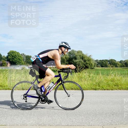 31.08.2025 - Elbe Triathlon Hamburg Michael Burmester http://msf.ph/oto/8692289 31.08.2025 10:31:18 Radfahren 1072, 1132, 1187 meine-sportfotos.de