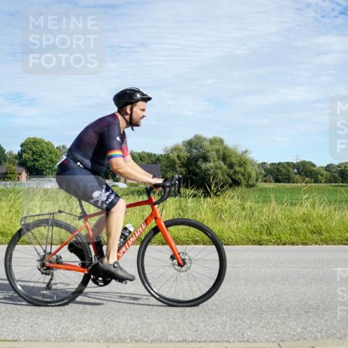 31.08.2025 - Elbe Triathlon Hamburg Michael Burmester http://msf.ph/oto/8692295 31.08.2025 10:31:32 Radfahren 1040, 1079, 1193 meine-sportfotos.de