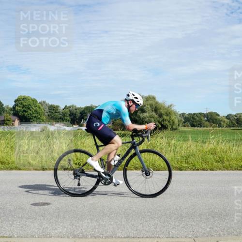 31.08.2025 - Elbe Triathlon Hamburg Michael Burmester http://msf.ph/oto/8692323 31.08.2025 10:32:36 Radfahren 786, 896, 932, 1168, 1174, 1185, 1226, 1240 meine-sportfotos.de
