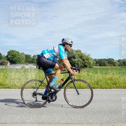 31.08.2025 - Elbe Triathlon Hamburg Michael Burmester http://msf.ph/oto/8692326 31.08.2025 10:32:38 Radfahren 786, 896, 932, 1168, 1174, 1185, 1226, 1240 meine-sportfotos.de