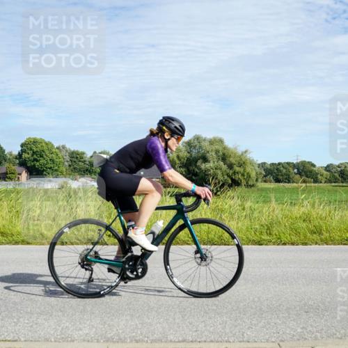 31.08.2025 - Elbe Triathlon Hamburg Michael Burmester http://msf.ph/oto/8692327 31.08.2025 10:32:39 Radfahren 786, 896, 932, 1168, 1174, 1226, 1240 meine-sportfotos.de