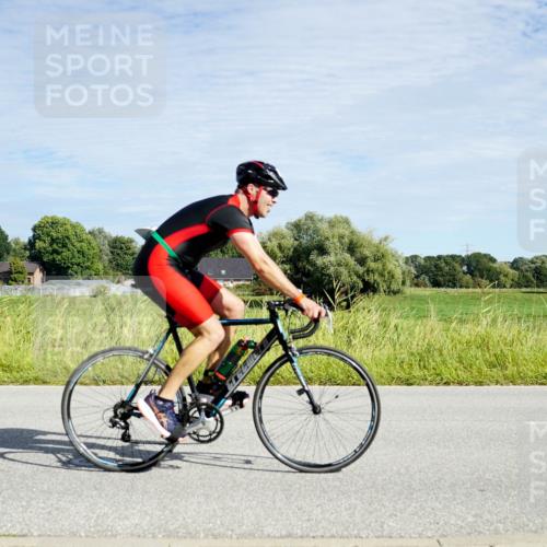 31.08.2025 - Elbe Triathlon Hamburg Michael Burmester http://msf.ph/oto/8692349 31.08.2025 10:33:24 Radfahren 826, 838, 850, 908, 944, 1119, 1157, 1177, 1191, 1235, 1241 meine-sportfotos.de