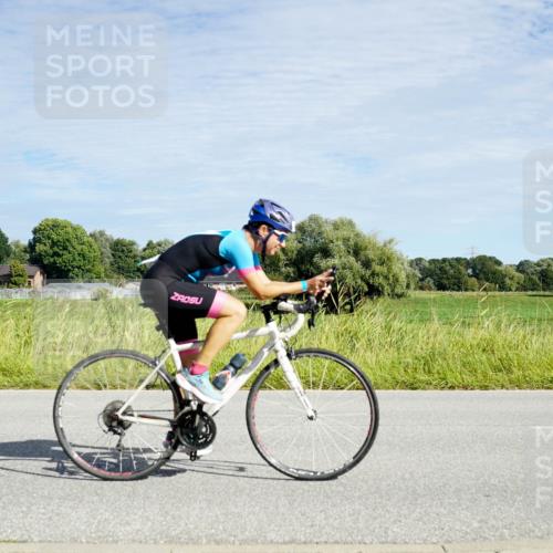 31.08.2025 - Elbe Triathlon Hamburg Michael Burmester http://msf.ph/oto/8692351 31.08.2025 10:33:27 Radfahren 826, 838, 850, 859, 908, 944, 1119, 1177, 1235, 1241 meine-sportfotos.de