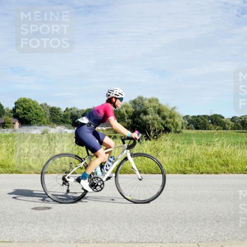 31.08.2025 - Elbe Triathlon Hamburg Michael Burmester http://msf.ph/oto/8692353 31.08.2025 10:33:28 Radfahren 826, 838, 850, 859, 908, 944, 1211, 1235, 1241 meine-sportfotos.de