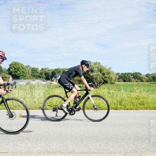 31.08.2025 - Elbe Triathlon Hamburg Michael Burmester http://msf.ph/oto/8692386 31.08.2025 10:34:38 Radfahren 404, 947, 1078, 1134, 1150, 1204, 1221 meine-sportfotos.de