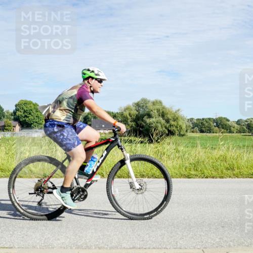 31.08.2025 - Elbe Triathlon Hamburg Michael Burmester http://msf.ph/oto/8692421 31.08.2025 10:35:50 Radfahren 921, 930, 1005, 1036, 1064, 1186, 1237 meine-sportfotos.de