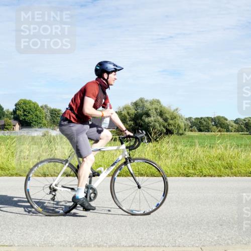 31.08.2025 - Elbe Triathlon Hamburg Michael Burmester http://msf.ph/oto/8692463 31.08.2025 10:36:48 Radfahren 963, 983, 998, 1056, 1067, 1124, 1135, 1137, 1178 meine-sportfotos.de