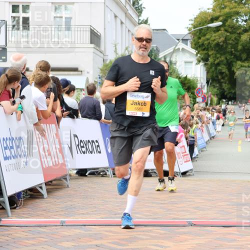 31.08.2025 - 21. Blankeneser Heldenlauf Strokosch-Dieckow http://msf.ph/oto/8692513 31.08.2025 12:38:03 Ziel 5561, 4076 meine-sportfotos.de