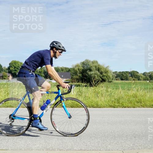 31.08.2025 - Elbe Triathlon Hamburg Michael Burmester http://msf.ph/oto/8692543 31.08.2025 10:38:45 Radfahren 634, 771, 972, 1093, 1291 meine-sportfotos.de