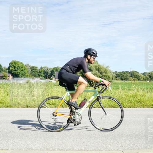31.08.2025 - Elbe Triathlon Hamburg Michael Burmester http://msf.ph/oto/8692547 31.08.2025 10:38:49 Radfahren 1093, 1291 meine-sportfotos.de