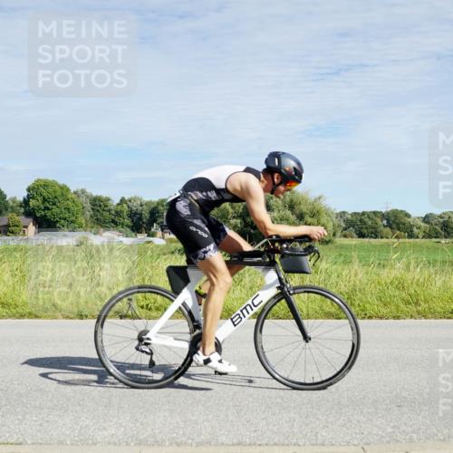 31.08.2025 - Elbe Triathlon Hamburg Michael Burmester http://msf.ph/oto/8692587 31.08.2025 10:40:06 Radfahren 997, 1095, 1286 meine-sportfotos.de