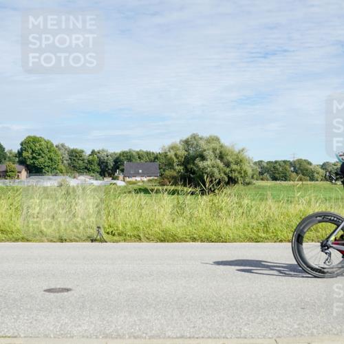 31.08.2025 - Elbe Triathlon Hamburg Michael Burmester http://msf.ph/oto/8692619 31.08.2025 10:41:24 Radfahren 914, 926, 970, 1054, 1148, 1273, 1301 meine-sportfotos.de