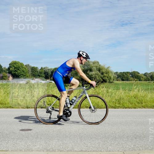 31.08.2025 - Elbe Triathlon Hamburg Michael Burmester http://msf.ph/oto/8692657 31.08.2025 10:42:34 Radfahren 863, 954, 966, 973, 1026, 1055, 1105, 1160, 1303, 1321 meine-sportfotos.de