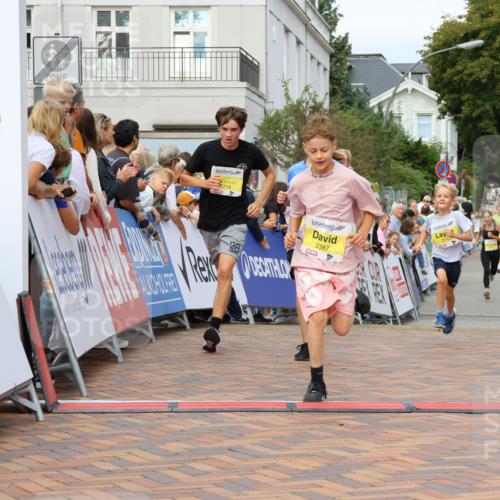 31.08.2025 - 21. Blankeneser Heldenlauf Strokosch-Dieckow http://msf.ph/oto/8692666 31.08.2025 10:28:52 Ziel 2060, 2346, 2718, 2719, 2143, 2387 meine-sportfotos.de
