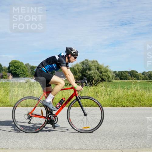 31.08.2025 - Elbe Triathlon Hamburg Michael Burmester http://msf.ph/oto/8692671 31.08.2025 10:42:56 Radfahren 934, 991, 1098, 1266, 1281, 1329 meine-sportfotos.de