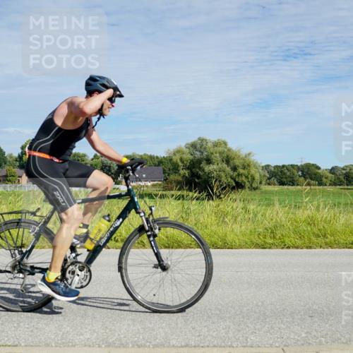 31.08.2025 - Elbe Triathlon Hamburg Michael Burmester http://msf.ph/oto/8692694 31.08.2025 10:43:24 Radfahren 958, 1108, 1227, 1248, 1302 meine-sportfotos.de