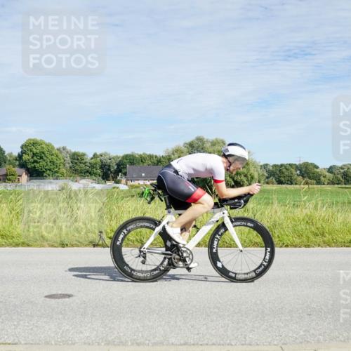 31.08.2025 - Elbe Triathlon Hamburg Michael Burmester http://msf.ph/oto/8692698 31.08.2025 10:43:46 Radfahren 890, 980, 1121, 1202, 1344 meine-sportfotos.de