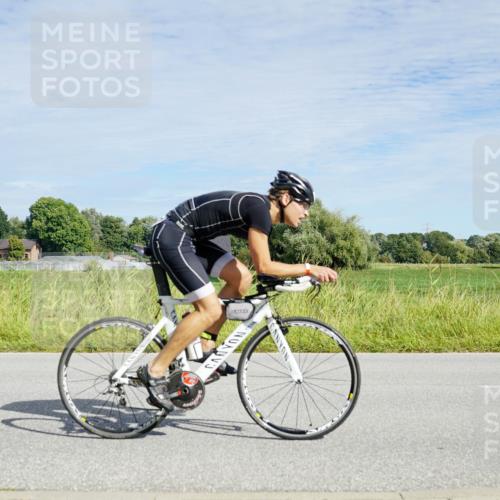 31.08.2025 - Elbe Triathlon Hamburg Michael Burmester http://msf.ph/oto/8692712 31.08.2025 10:44:06 Radfahren 1183, 1206, 1251, 1326, 1445 meine-sportfotos.de
