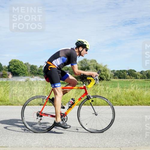 31.08.2025 - Elbe Triathlon Hamburg Michael Burmester http://msf.ph/oto/8692720 31.08.2025 10:44:29 Radfahren 782, 905, 951, 1313, 1322 meine-sportfotos.de