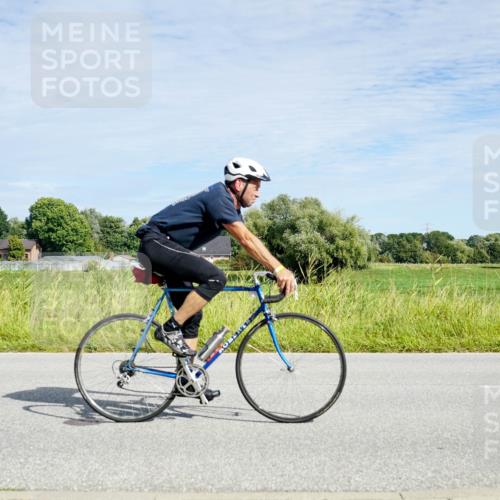 31.08.2025 - Elbe Triathlon Hamburg Michael Burmester http://msf.ph/oto/8692725 31.08.2025 10:44:38 Radfahren 782, 905, 1307 meine-sportfotos.de