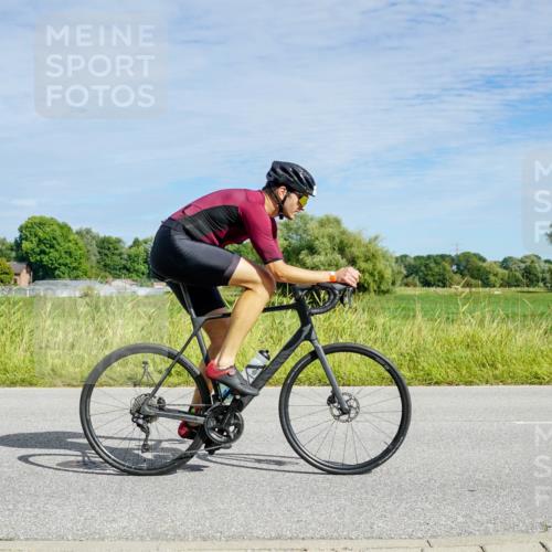 31.08.2025 - Elbe Triathlon Hamburg Michael Burmester http://msf.ph/oto/8692764 31.08.2025 10:46:30 Radfahren 1059, 1144, 1224, 1320, 1334 meine-sportfotos.de