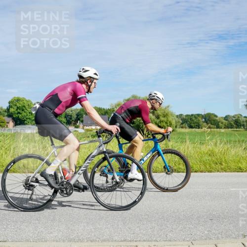 31.08.2025 - Elbe Triathlon Hamburg Michael Burmester http://msf.ph/oto/8692774 31.08.2025 10:46:46 Radfahren 1139, 1143, 1170, 1246, 1263, 1268 meine-sportfotos.de