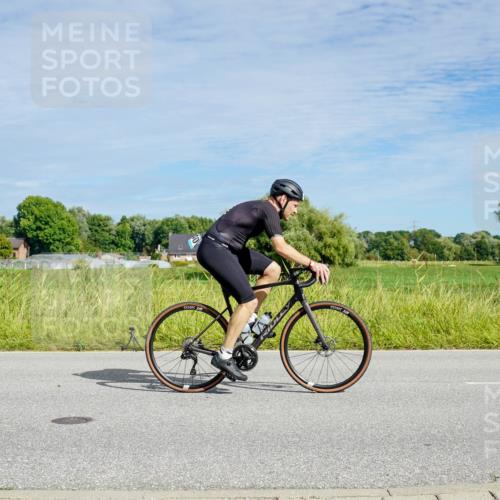 31.08.2025 - Elbe Triathlon Hamburg Michael Burmester http://msf.ph/oto/8692788 31.08.2025 10:47:11 Radfahren 1128, 1168, 1240, 1267, 1300, 1316 meine-sportfotos.de
