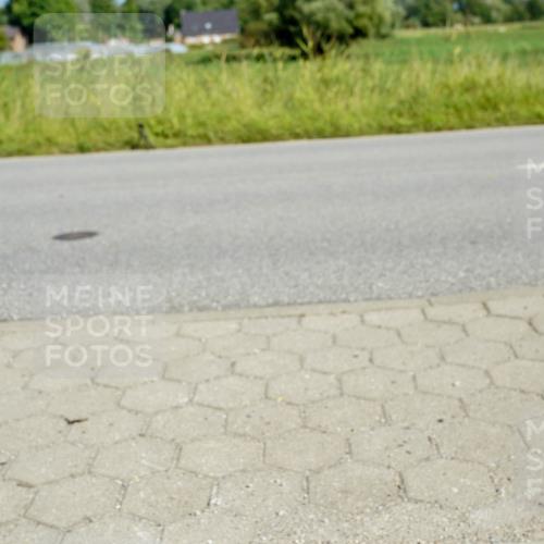 31.08.2025 - Elbe Triathlon Hamburg Michael Burmester http://msf.ph/oto/8692804 31.08.2025 10:48:03 Radfahren 870, 894, 1157, 1276, 1339, 1379 meine-sportfotos.de