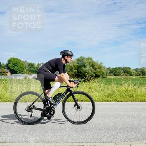 31.08.2025 - Elbe Triathlon Hamburg Michael Burmester http://msf.ph/oto/8692819 31.08.2025 10:48:36 Radfahren 1169, 1195, 1223, 1257, 1325 meine-sportfotos.de