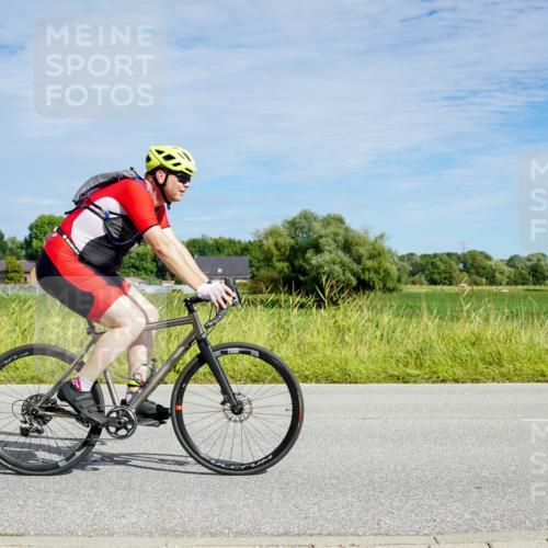 31.08.2025 - Elbe Triathlon Hamburg Michael Burmester http://msf.ph/oto/8692822 31.08.2025 10:48:42 Radfahren 1057, 1195, 1257 meine-sportfotos.de