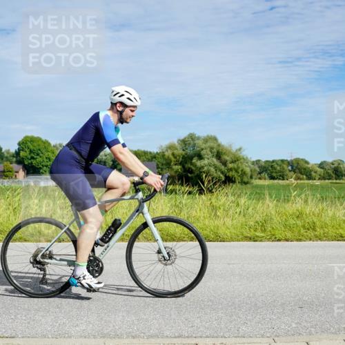 31.08.2025 - Elbe Triathlon Hamburg Michael Burmester http://msf.ph/oto/8692823 31.08.2025 10:48:45 Radfahren 1057, 1119, 1257 meine-sportfotos.de