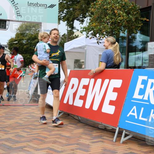 31.08.2025 - 21. Blankeneser Heldenlauf Strokosch-Dieckow http://msf.ph/oto/8692833 31.08.2025 12:37:35 Ziel 5170, 5361, 5265, 5699, 5698, 5617, 4175 meine-sportfotos.de