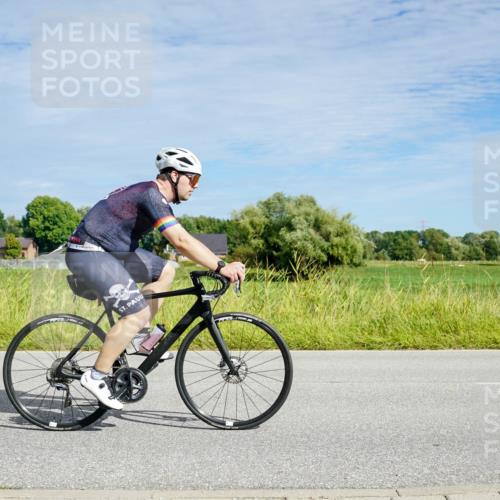 31.08.2025 - Elbe Triathlon Hamburg Michael Burmester http://msf.ph/oto/8692834 31.08.2025 10:49:13 Radfahren 1104, 1190, 1308, 1424, 1496 meine-sportfotos.de