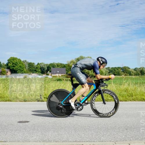 31.08.2025 - Elbe Triathlon Hamburg Michael Burmester http://msf.ph/oto/8692842 31.08.2025 10:49:36 Radfahren 1184, 1304 meine-sportfotos.de