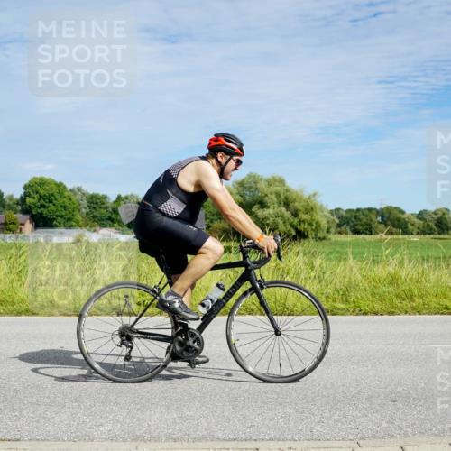 31.08.2025 - Elbe Triathlon Hamburg Michael Burmester http://msf.ph/oto/8692861 31.08.2025 10:50:24 Radfahren 1146, 1220, 1236, 1354 meine-sportfotos.de