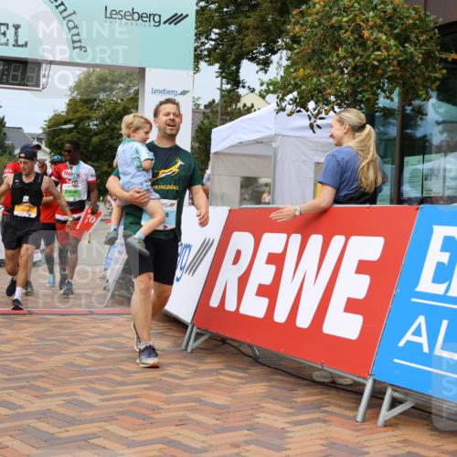 31.08.2025 - 21. Blankeneser Heldenlauf Strokosch-Dieckow http://msf.ph/oto/8692867 31.08.2025 12:37:35 Ziel 5170, 5361, 5265, 5699, 5698, 5617, 4175 meine-sportfotos.de
