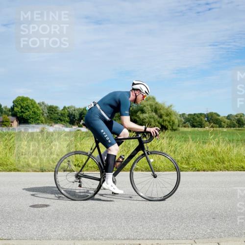 31.08.2025 - Elbe Triathlon Hamburg Michael Burmester http://msf.ph/oto/8692885 31.08.2025 10:51:16 Radfahren 1014, 1222, 1437, 1465, 1488 meine-sportfotos.de