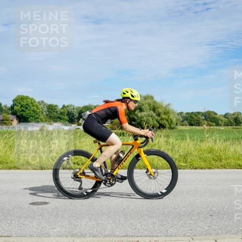 31.08.2025 - Elbe Triathlon Hamburg Michael Burmester http://msf.ph/oto/8692886 31.08.2025 10:51:19 Radfahren 1014, 1217, 1222, 1437, 1465, 1488 meine-sportfotos.de