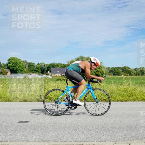 31.08.2025 - Elbe Triathlon Hamburg Michael Burmester http://msf.ph/oto/8692900 31.08.2025 10:51:38 Radfahren 874, 1125, 1315, 1384 meine-sportfotos.de