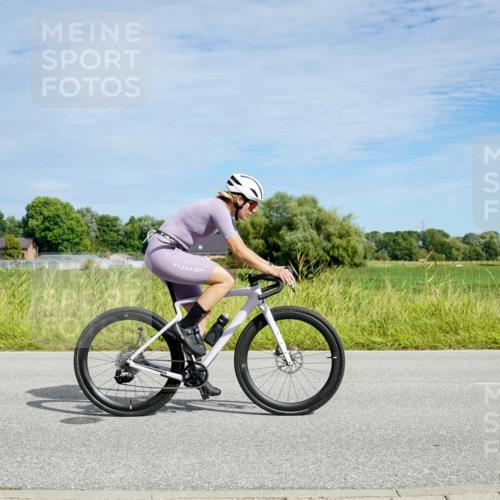 31.08.2025 - Elbe Triathlon Hamburg Michael Burmester http://msf.ph/oto/8692901 31.08.2025 10:51:39 Radfahren 1125, 1228, 1315, 1384 meine-sportfotos.de
