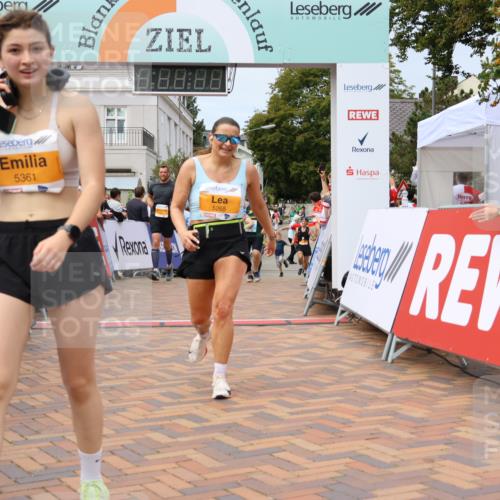 31.08.2025 - 21. Blankeneser Heldenlauf Strokosch-Dieckow http://msf.ph/oto/8692909 31.08.2025 12:37:30 Ziel 5170, 5361, 5265, 4175 meine-sportfotos.de