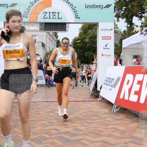 31.08.2025 - 21. Blankeneser Heldenlauf Strokosch-Dieckow http://msf.ph/oto/8692922 31.08.2025 12:37:30 Ziel 5170, 5361, 5265, 4175 meine-sportfotos.de