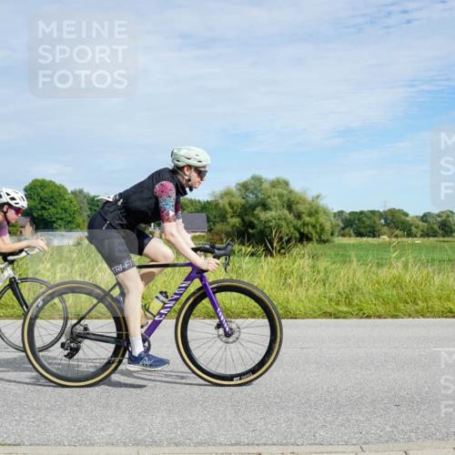 31.08.2025 - Elbe Triathlon Hamburg Michael Burmester http://msf.ph/oto/8692935 31.08.2025 10:52:58 Radfahren 758, 841, 1192, 1207, 1258, 1295, 1309, 1389 meine-sportfotos.de