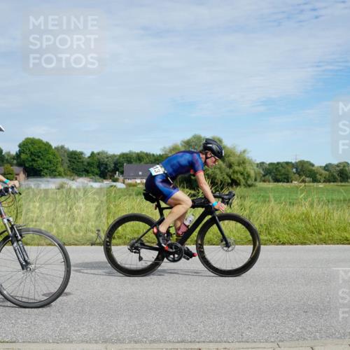 31.08.2025 - Elbe Triathlon Hamburg Michael Burmester http://msf.ph/oto/8692941 31.08.2025 10:53:16 Radfahren 1378, 1413, 1449 meine-sportfotos.de