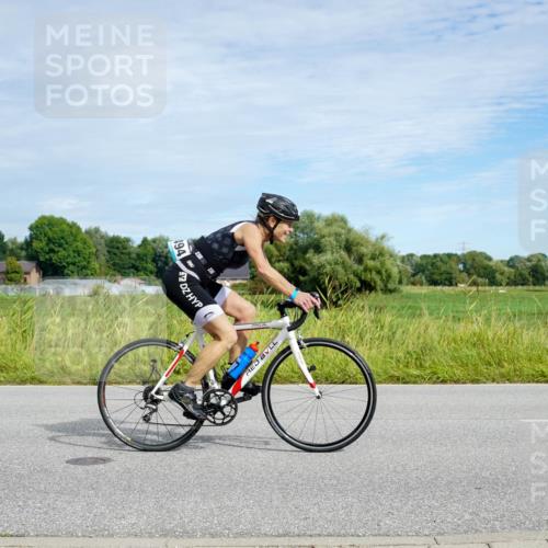 31.08.2025 - Elbe Triathlon Hamburg Michael Burmester http://msf.ph/oto/8692943 31.08.2025 10:53:22 Radfahren 1378, 1487, 1494 meine-sportfotos.de