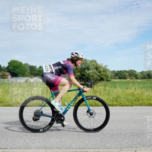 31.08.2025 - Elbe Triathlon Hamburg Michael Burmester http://msf.ph/oto/8692949 31.08.2025 10:53:32 Radfahren 1194, 1386, 1429 meine-sportfotos.de