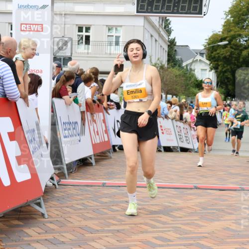 31.08.2025 - 21. Blankeneser Heldenlauf Strokosch-Dieckow http://msf.ph/oto/8692953 31.08.2025 12:37:27 Ziel 5361, 5265 meine-sportfotos.de
