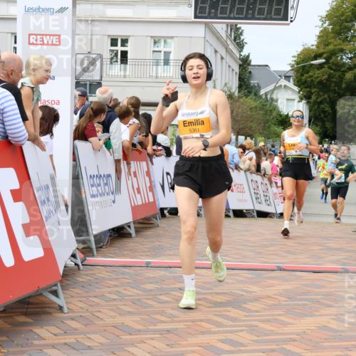 31.08.2025 - 21. Blankeneser Heldenlauf Strokosch-Dieckow http://msf.ph/oto/8692960 31.08.2025 12:37:27 Ziel 5361, 5265 meine-sportfotos.de